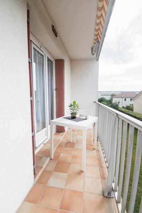 Le Coquet - Balcon - Proche Gare - Parking Apartamento Bourg-en-Bresse Exterior foto